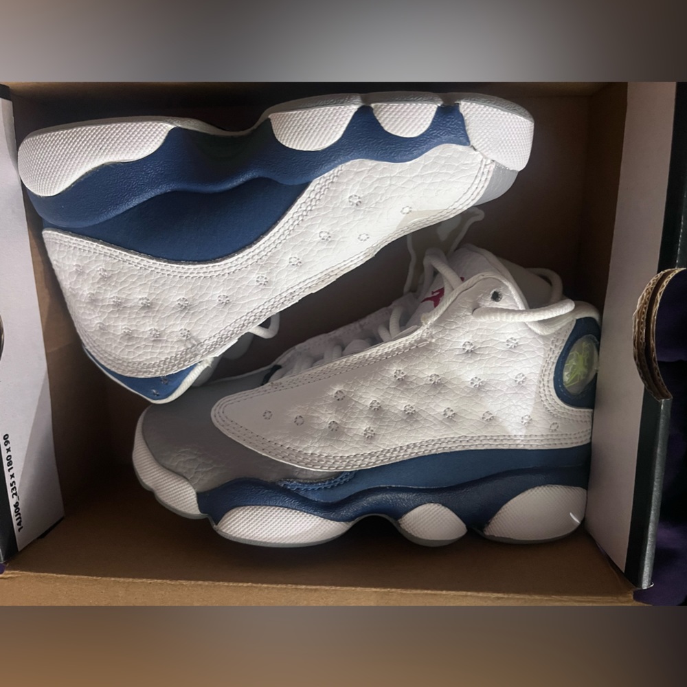 Jordan 13 retro boys - new